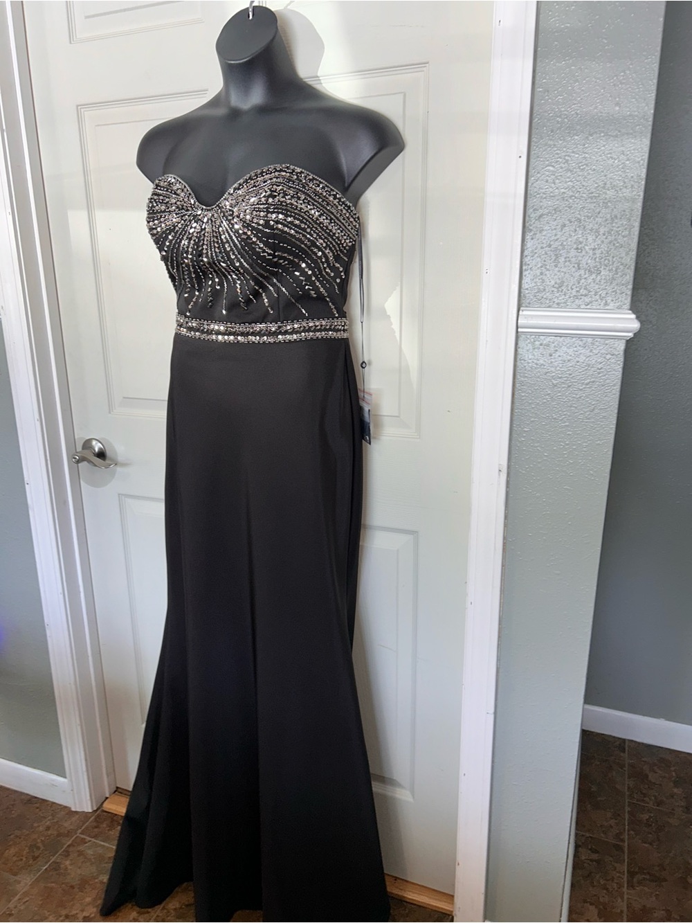 Beaded Strapless Black Evening Dress - Elegant Formal Gown